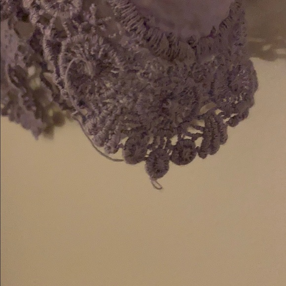 Kendal & Kylie Lilac Lace Halter Cropped Tank Top - Picture 6 of 6